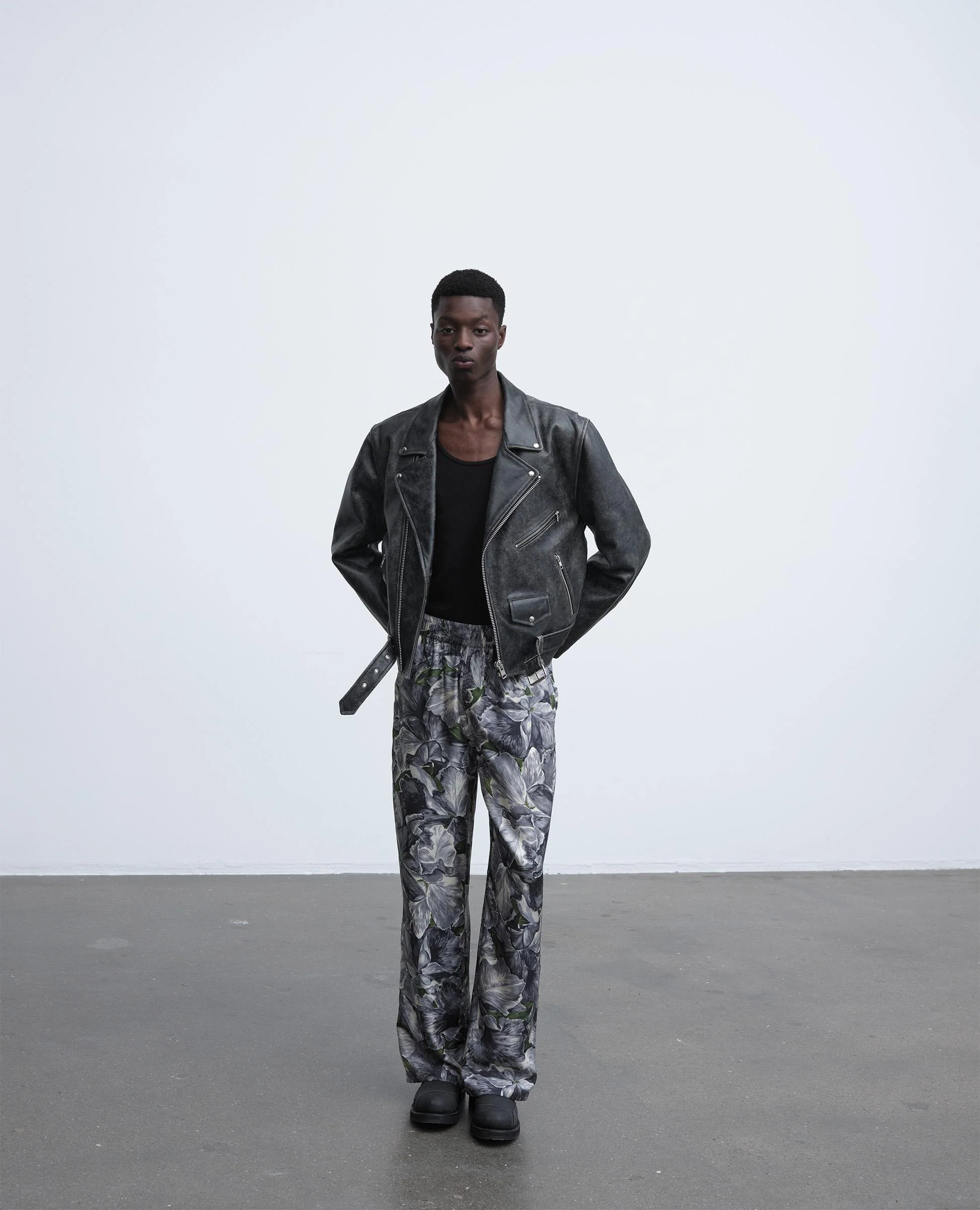 SILK PANT AOP . AOP - Image 3