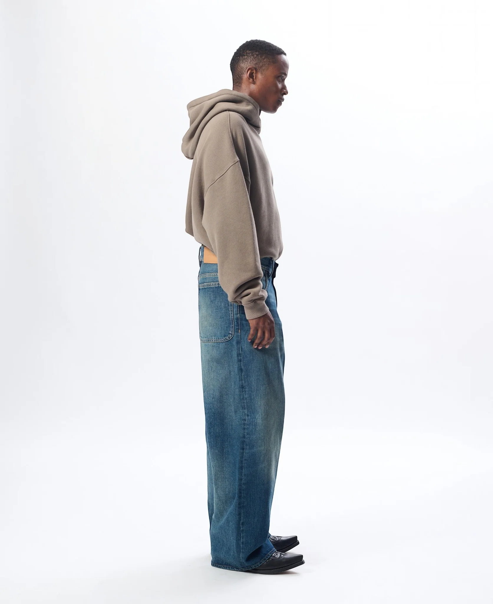 Super Wide - Image 3